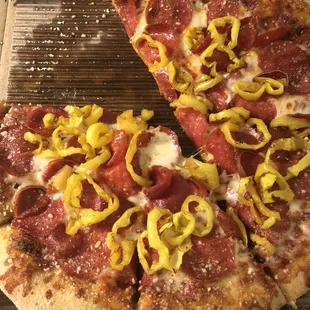 Original Crust Pepperoni Magnifico Pizza--SO YUMMY