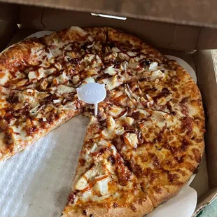 BBQ Chicken Pizza Original Crust