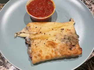 The Garlic Knot