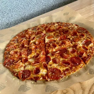 Thin crust pepperoni magnifico