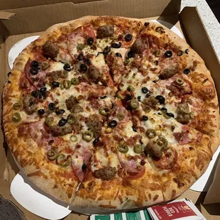 Large meat lover deep crust