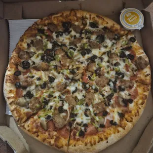 Deluxe with black olives added