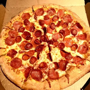 Pepperoni Magnifico Pizza