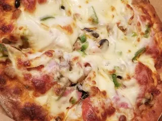 Dana's Pizza