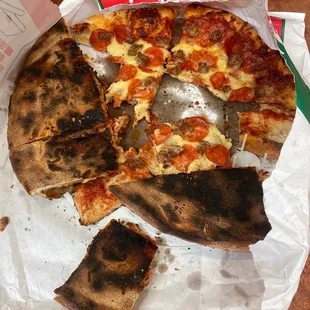 Bad burnt pizza twice!