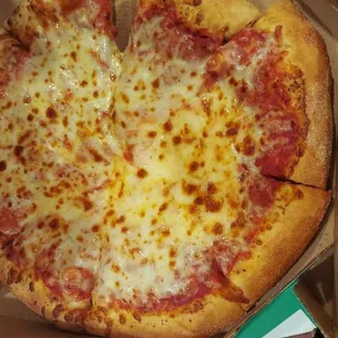 Cheese pizza