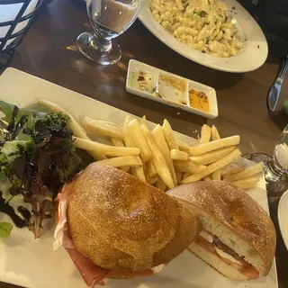 Fusilli Pollo e Broccoli