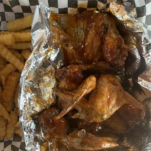 Baked Wingettes with Fries