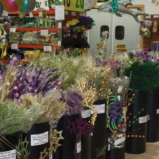 Decorations, flowers, and centerpieces