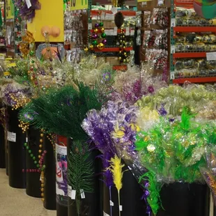 Mardi Gras party decorations