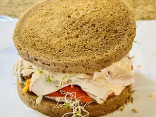 Shlomo Gourmet Subs & Deli