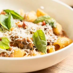 Italian Restaurant Flatiron - Mareluna  Best spot for lunch, dinner, happy hour, private party, office party, baby showers near Times Square