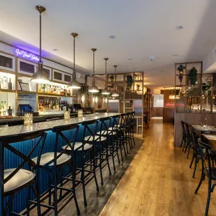Italian Restaurant in Flatiron, NYC Happy Hour with a great bar
