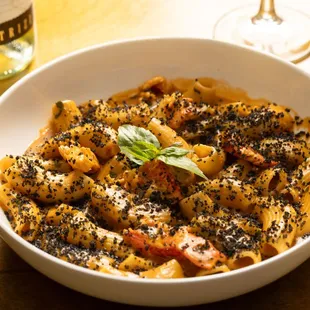 Mareluna Italian Restaurant in Flatiron - Great for lunch, brunch, happy hour, dinner and happy hour