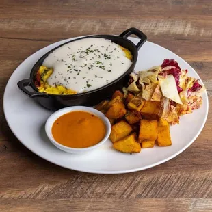 Mareluna Italian Restaurant SoHo New York is the best spot for lunch, dinner, happy hour, brunch, private events near me