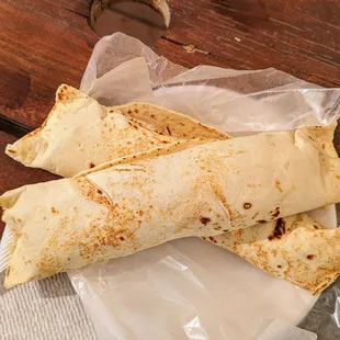 El Gordo &amp; Asado Burritos | Instagram: @telephonesmoothie