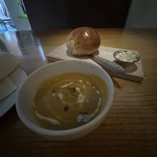 Creamy Carrot ginger soup and chef bread