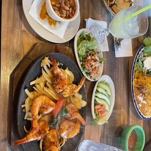 Delicious grilled jumbo shrimp fajitas!