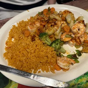 Shrimp and veggies at Margarita's Grill on May 27, 2024