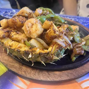 Pineapple shrimp fajita