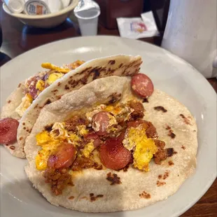 Breakfast taco real tortilla