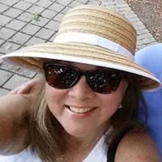 Lynne K.