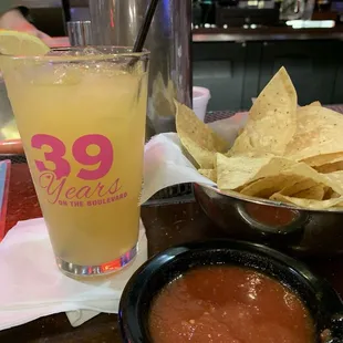 Easy to eat salsa and chips! Yummy Rita