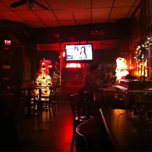 Marge&apos;s has a very cozy bar feel. Great for watching a game and good food!