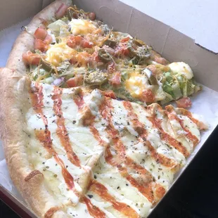 Buffalo chicken &amp; taco pizza. Very very good. We'll be back soon!