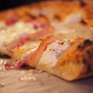 a close up of a pizza