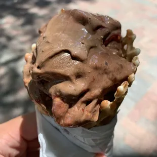 try the &apos;Mississippi Mud&apos;, it&apos;s thick chocolate