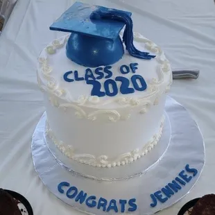 This cake was an absolute hit! The cake was super moist and Margie will be my first call for my next order. Thank you Margie!