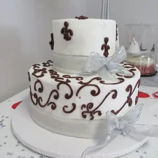 WORST WEDDING CAKE EVER!!