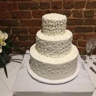 Our pecan praline wedding cake - it was amazing!