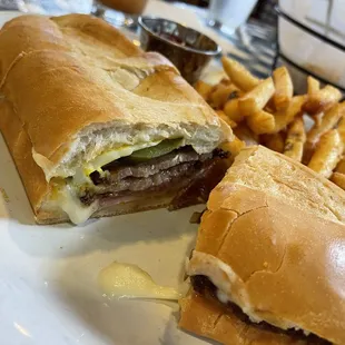 Emparedado Cubano Sandwich