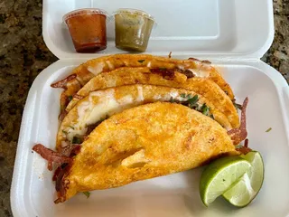 Tacos el lobo