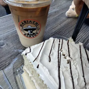Dulce de leche latte &amp; Mocha tres leches cake
