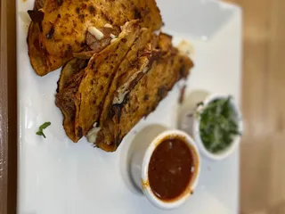 Habanero Tacos Bar & Grill