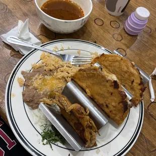 Quesabirria Sola, con Arroz Rice Side