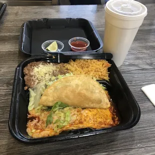 Wednesday Special: 1 beef taco, 1 cheese enchilada, rice, beans and a drink.