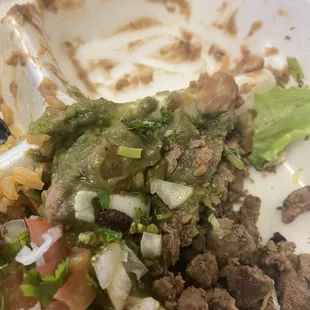 Carne asada dinner plate with old guacamole