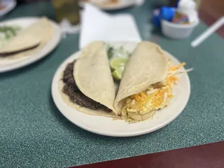 El Buen Gusto Mexican Cafe