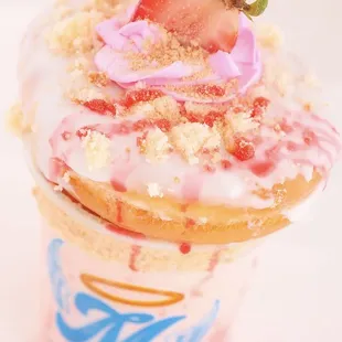 a strawberry shortcake