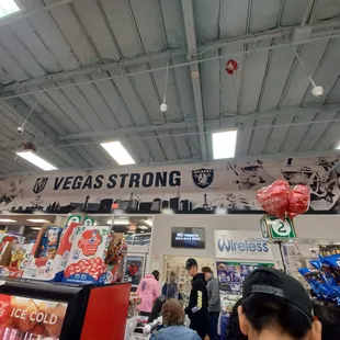 a sign that says vegas strong