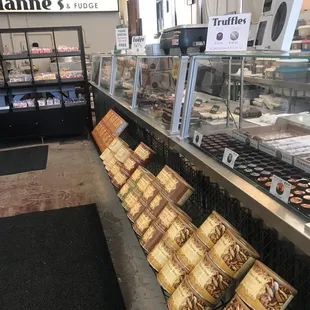 Wonderful place!  Friendly staff.    Great chocolate , fudge and truffles