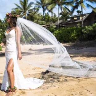 Hawaiian wedding use Marian's Catering! Da'best!