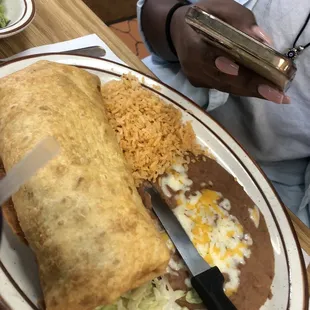 The middle sisters chimichanga 02/19/22