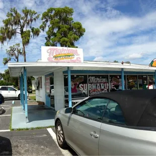 oysters and mussels, outside