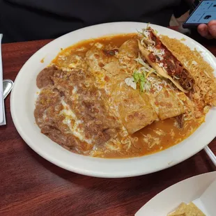 Two enchiladas and 1 taco. Very good.