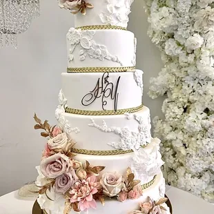 a three tiered wedding cake